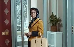 (تصاویر) تیپ و چهره نیکی کریمی بازیگر نقش «شاپرک» سرزمین مادری در آمریکا