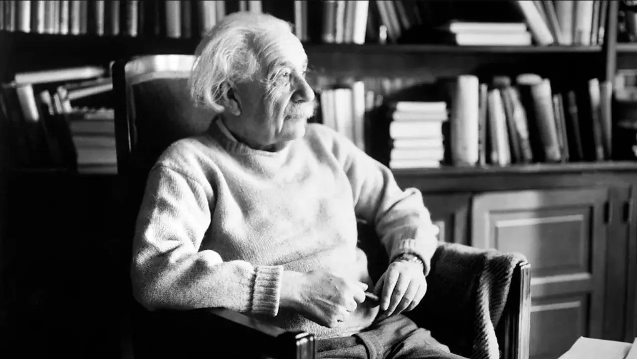 راز یک نامه تاریخی؛ اگر اینشتین نامه‌اش را نمی‌نوشت، معادلات جهان چه تغییری‌ می‌کرد؟