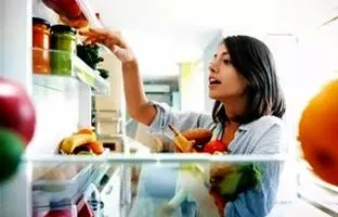 این مواد غذایی حتی در یخچال هم فاسد می‌شوند!