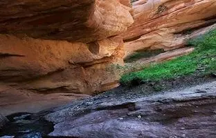 سفری به سرزمین آبشارها و غارها؛ خنک ترین جاذبه های طبیعی قزوین