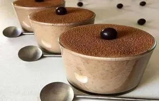 طرز تهیه کرم کاپوچینو پنیری، یک دسر فوق‌العاده و جذاب