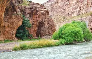 راهنمای کامل سفر به دره شمخال: طبیعت بکر خراسان رضوی