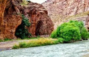راهنمای کامل سفر به دره شمخال: طبیعت بکر خراسان رضوی