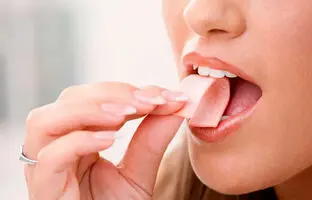 خواص باورنکردنی جویدن آدامس