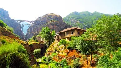 فیروزکوه؛ بهشتی برای فرار از شلوغی و گرمای شهر در تابستان