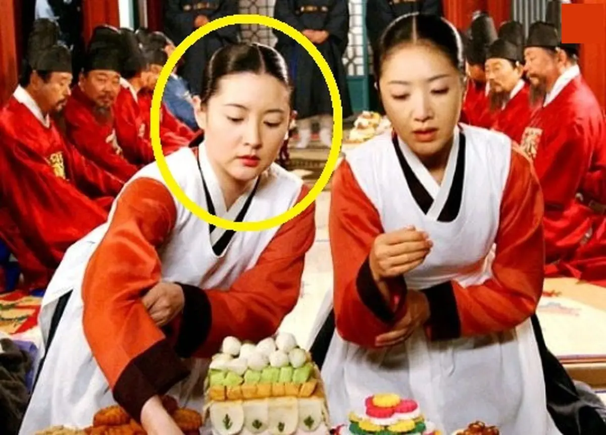 عکس‌های تازۀ «یانگوم» 53 ساله با ژست‌های خاص برای یک مجله مُد