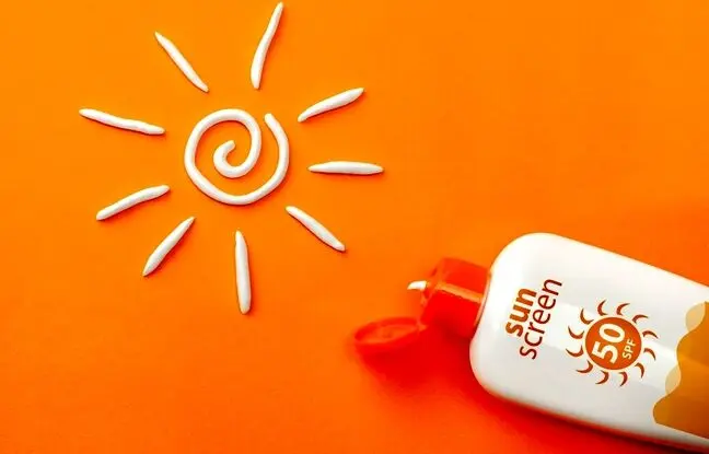 ۱۵ نکته خیلی مهم برای انتخاب بهترین ضدآفتاب ؛ عدد SPF ضدآفتاب چقدر مهم است؟