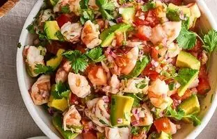 طرز تهیه سالاد میگو: دسر خوشمزه فرانسوی