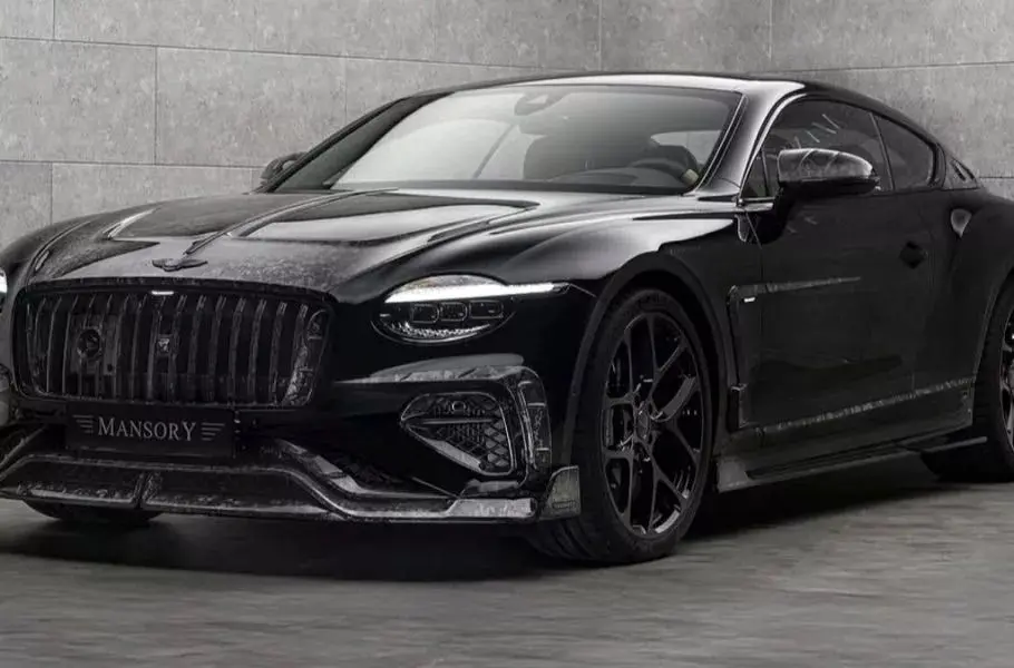 جدیدترین بنتلی منصوری به سنگ‌های گرانبها شباهت دارد