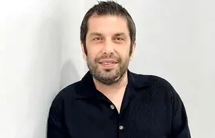 حضور چهره‌های هنری در مراسم ختم پدر عباس جمشیدی‌فر + ویدئو