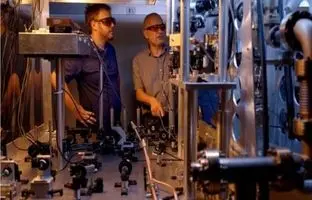 دقیق‌ترین ساعت تاریخ بشر رونمایی شد؛ ۱۰۰ میلیون سال بدون خطا