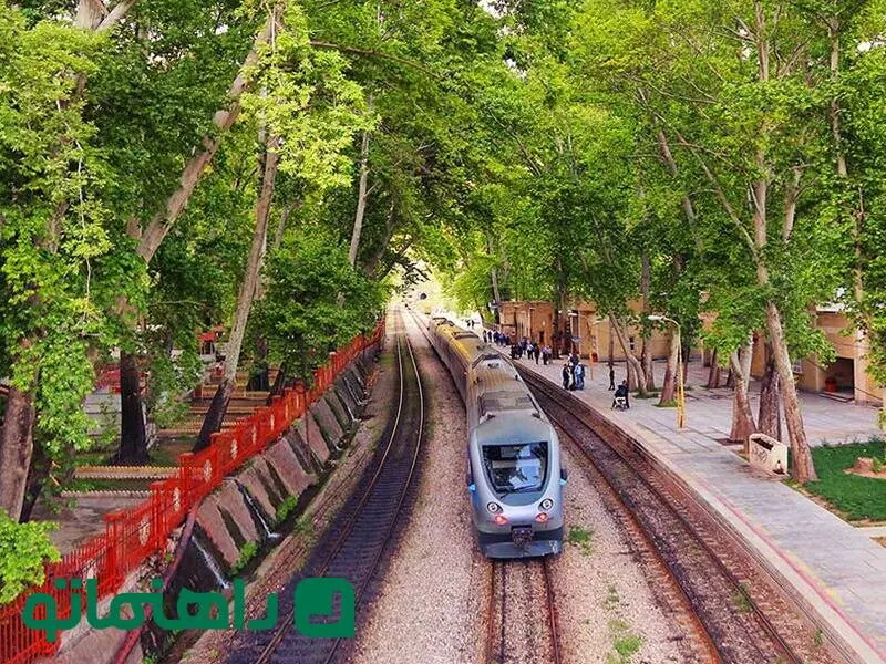 با قطار به استقبال بهار؛ ۵ مسیر شگفت‌انگیز ریلی برای سفر نوروزی + قیمت