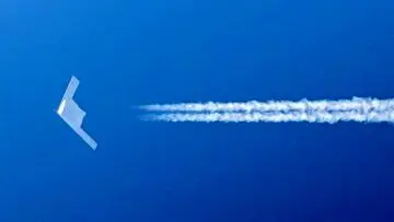 بمب‌افکن B-۲۱ Raider در آسمان دیده شد + عکس