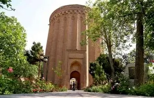 عکس های کمتر دیده‌ شده از برج طغرل که بزرگ‌ترین ساعت آفتابی جهان است