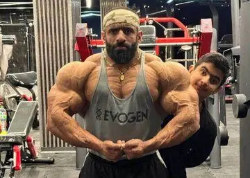 هیکل ورزیده پسر هادی چوپان با پیشرفتی قابل توجه؛ پسر جا پای پدر می‌گذارد؟ + عکس