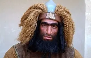  چالش جالب قیاسی و حدادی: رانندگی با پژو ۲۰۷ با قد ۲۱۸ سانتی 