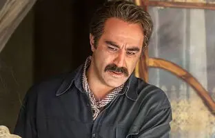 پاپاراتزی ایرانی؛ عکسی از کودکی محسن تنابنده (نقی پایتخت) و پدرش 