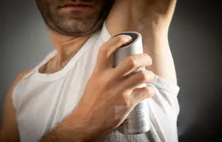 آیا مواد ضد تعریقِ زیربغل سرطان‌زا هستند؟