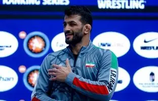 (عکس) نخستین تصویر از حسن یزدانی پس از عمل جراحی