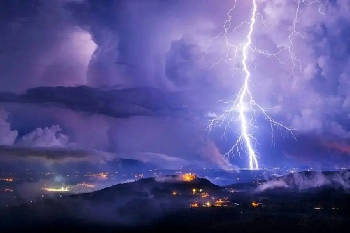 صاعقه چگونه انسان را می‌کشد؟