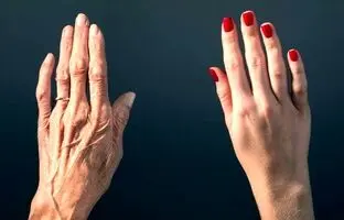 
بهترین روش‌ها برای مقابله و جلوگیری از چروک شدن پوست دستان
