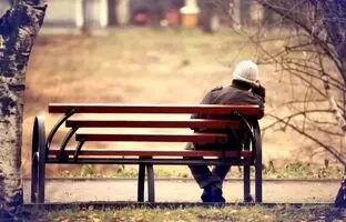 پژوهش جدید: تنهایی می‌تواند خطر بیماری‌ قلبی و سکته مغزی را افزایش دهد