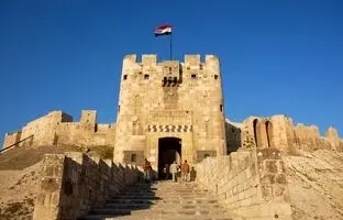 شورشی‌ها در قلعه تاریخی حلب + ویدئو