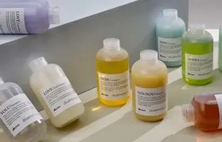 چطور شامپوی مناسب برای مو انتخاب کنیم؟