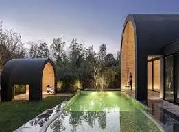 خانه‌ای از جنس «طاق کسری» در کرج که برندۀ جایزه جهانی معماری شد + تصویر