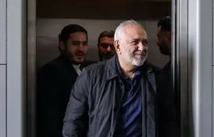 ظریف هم به تماشای خدای جنگ نشست! + عکس