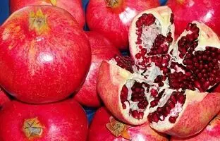 چرا برخی افراد مغز میوه‌ها را می‌شورند؟