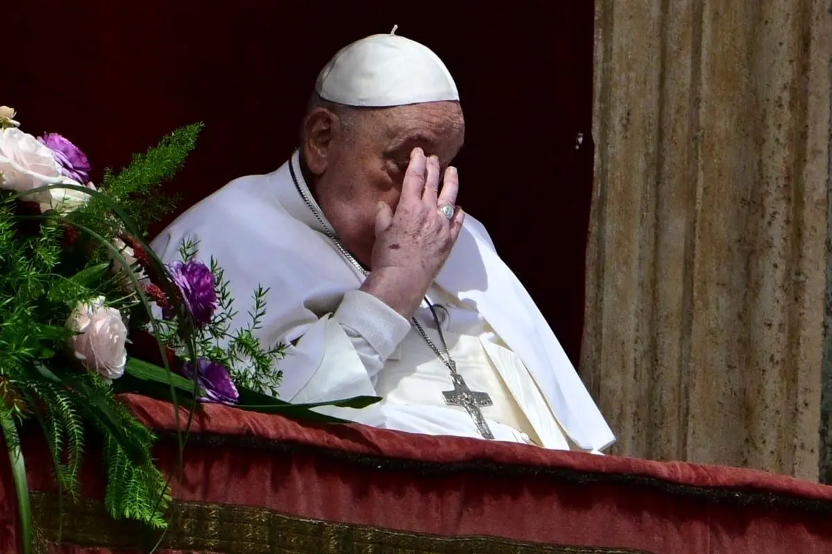 ۲ بیماری که باعث مرگ پاپ فرانسیس شد