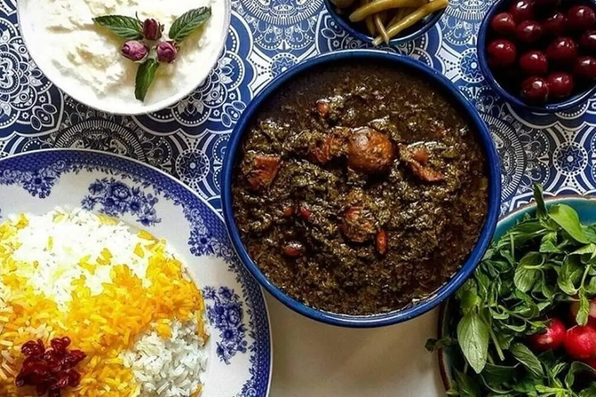 طرز تهیه انواع خورش با گوشت در خانه