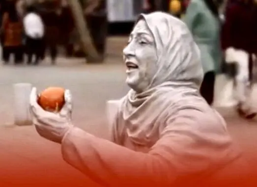 تصاویر زنده شدن مجسمه‌های شهر رشت + ویدئو