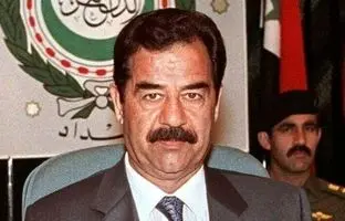 عکس قدیمی: دیدار صدام و فرح در سال 57 