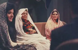  حمیده خیرآبادی ۶۴ سال قبل در فیلم دختران حوا 