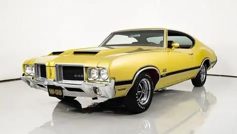 کاتلس؛ سلطان جاده‌ها در دهه 70 + عکس