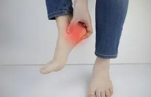 خار پاشنه پا از علائم تا درمان
