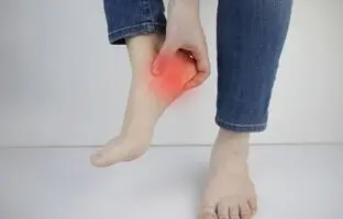خار پاشنه پا از علائم تا درمان