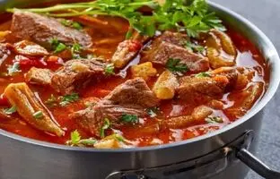  11 ترفند برای جلوگیری از لیز شدن خورش بامیه