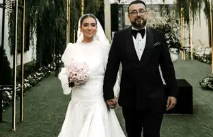 پاپاراتزی ایرانی؛ تصویر جدید از سپند امیرسلیمانی و همسر باردارش 