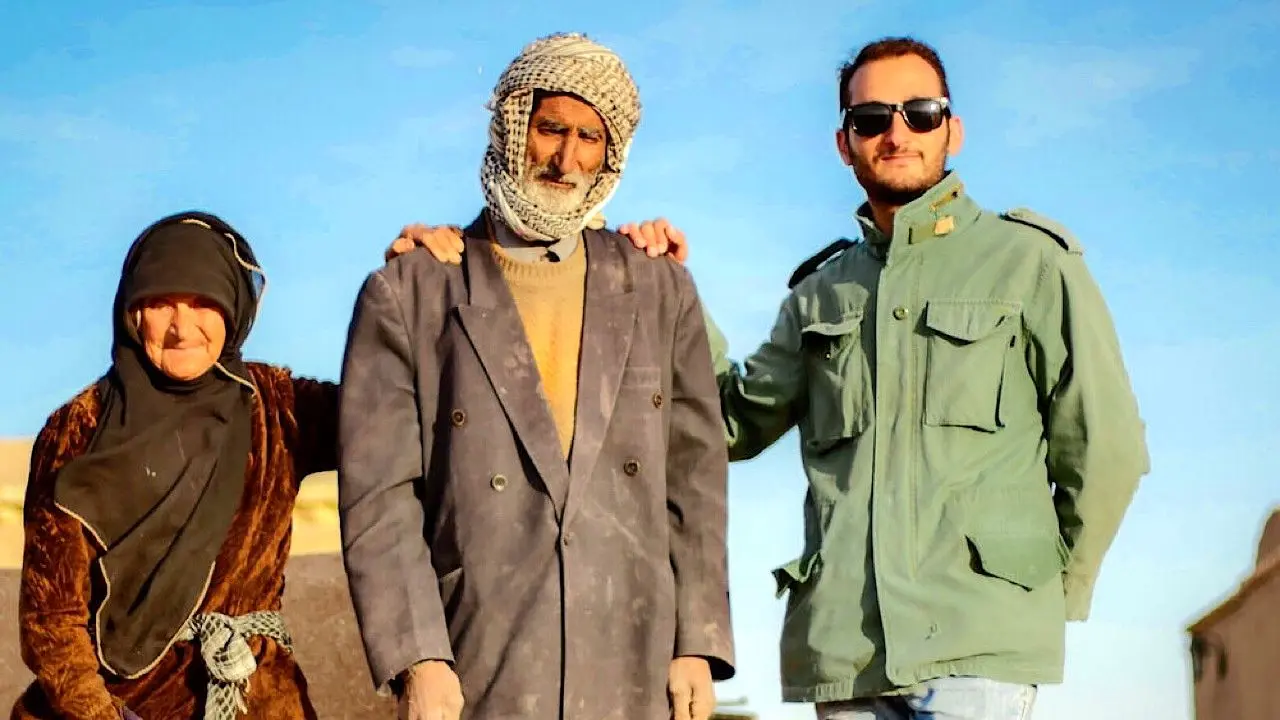 این زن و شوهر تنها ساکنان کویر سه قلعه ایران هستند