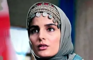 پاپاراتزی 1404؛ استایل بهاری غزاله اکرمی در طبیعت پرشکوفه