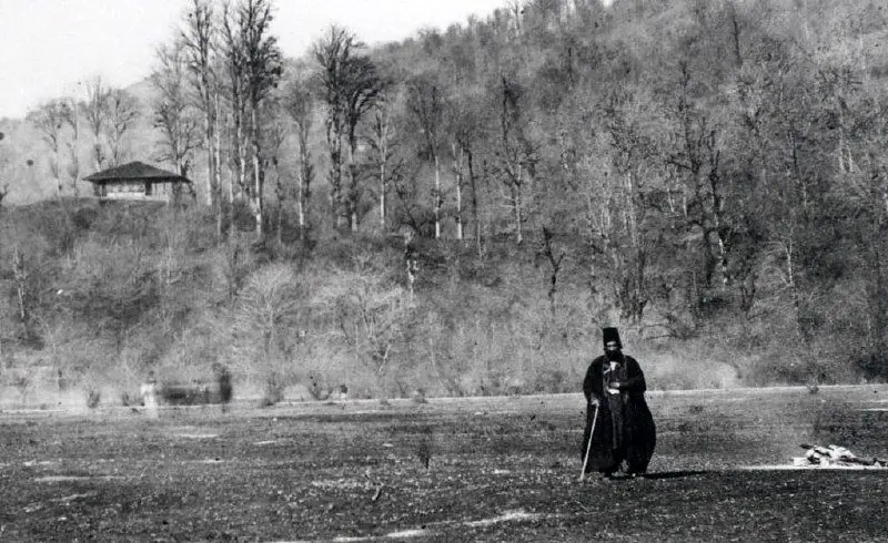 سفر به عصر قاجار؛ از امامزاده هاشم تا فانوس دریایی انزلی + تصاویر