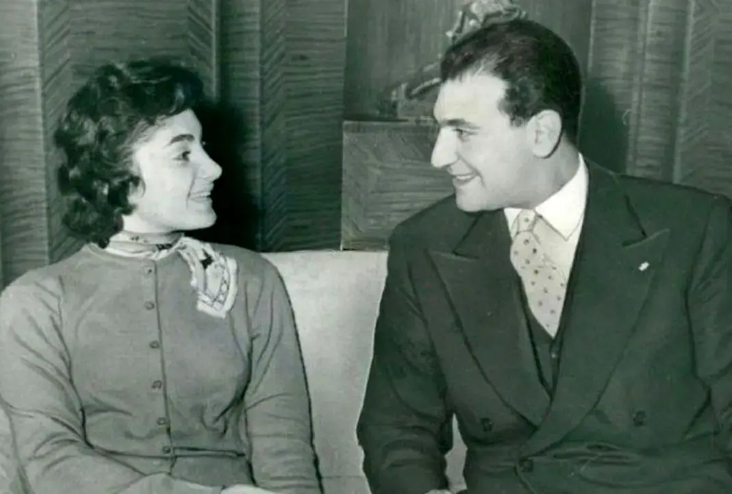 «شاه و ثریا» در مراسم عروسی «شهناز و اردشیر زاهدی»؛ سال 1336