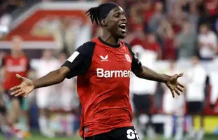 فریمپونگ در آستانه توافق نهایی با لیورپول؛ چهارمین هلندی در راه آنفیلد