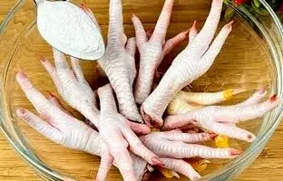 طرز پخت یک غذای جدید با پای مرغ به روش آشپز آلمانی + ویدئو