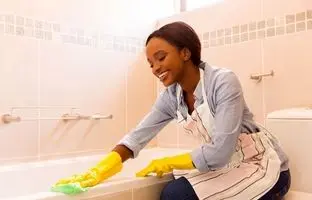 راهنمای خرید بهترین مایع سفید کننده برای خانه تکانی عید