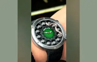 متفاوت و عجیب مثل این ساعت! + ویدئو