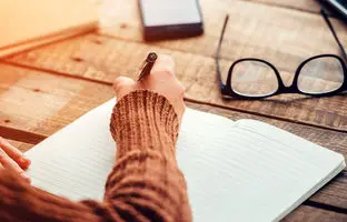  ۸ رفتاری که باید از زندگی خود حذف کنید تا موفق شوید